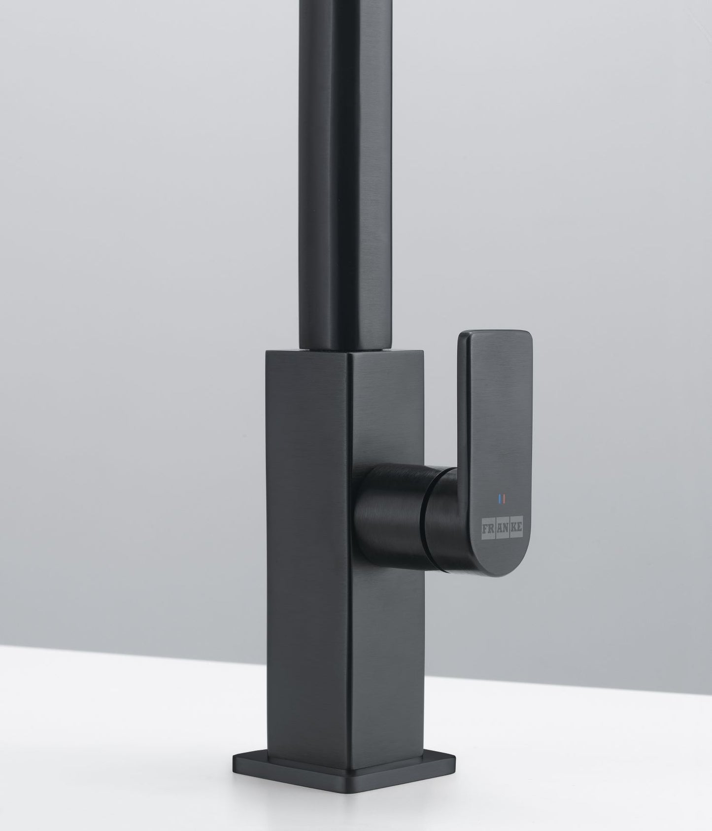GRIFO FRANKE MYTHOS DOCCIA BLACK STEEL